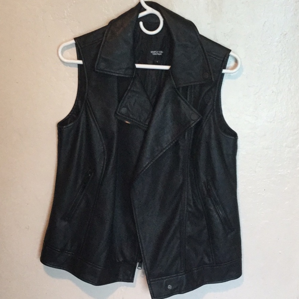 Simply Vera, Vera Wang vest